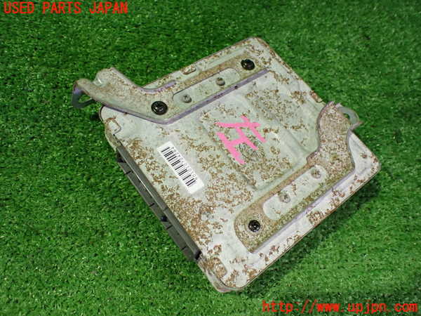 2UPJ-9237486153]セルシオ(UCF11)コンピューター8 中古_3