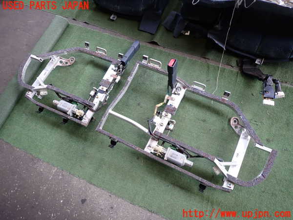 2UPJ-9237487385]セルシオ(UCF11)リアシート (ジャンク品) 中古_5