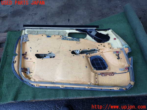 2UPJ-9237481234]セルシオ(UCF11)右前ドア内張り 中古_4