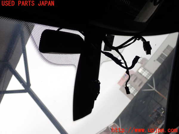 2UPJ-9237491195]BMW 523d(FW20)フロントガラス (43R-001586) 中古 (F10)_3