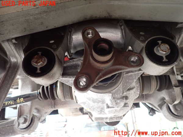 2UPJ-9237494355]BMW 523d(FW20)リアデフ 中古 (F10)_4