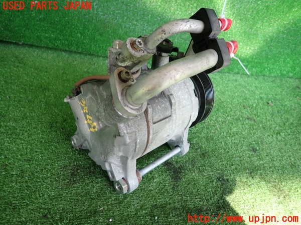 2UPJ-9237496025]BMW 523d(FW20)エアコンコンプレッサー 中古 (F10)_2