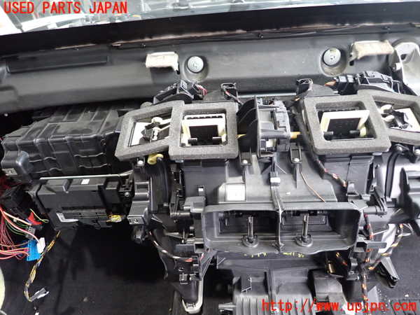 2UPJ-9237496081]BMW 523d(FW20)エバポレーター1 中古 (F10)_4