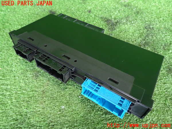 2UPJ-9237496146]BMW 523d(FW20)コンピューター1 中古 (F10)_2