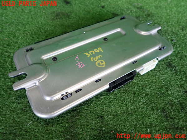 2UPJ-9237496147]BMW 523d(FW20)コンピューター2 中古 (F10)_2