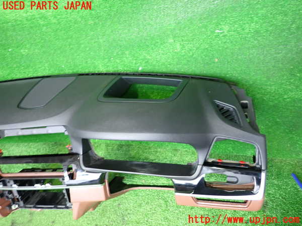 2UPJ-9237497505]BMW 523d(FW20)ダッシュボード 中古 (F10)_2