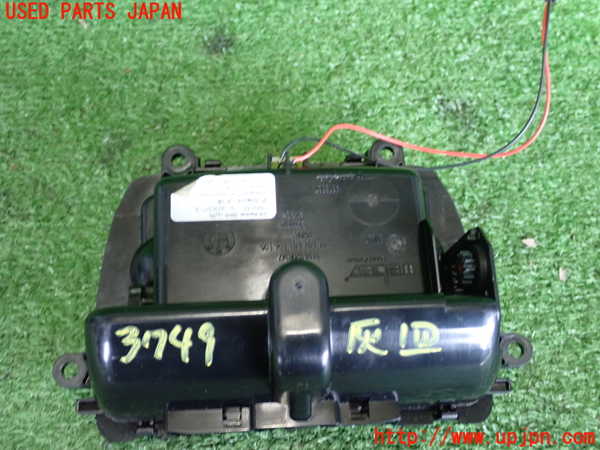 2UPJ-9237497821]BMW 523d(FW20)灰皿1 中古 (F10)_3