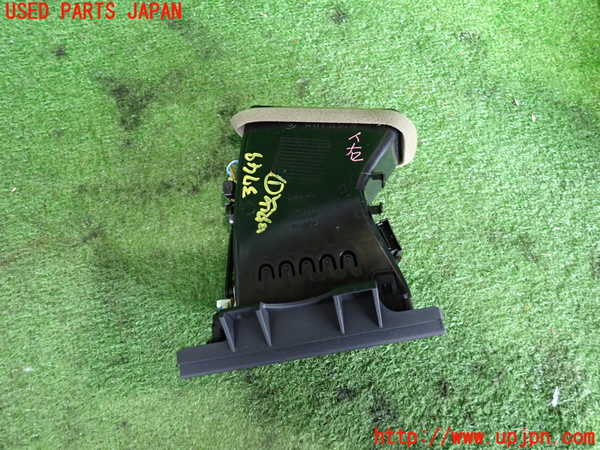 2UPJ-9237497526]BMW 523d(FW20)エアコン吹き出し口1 (右) 中古 (F10)_2
