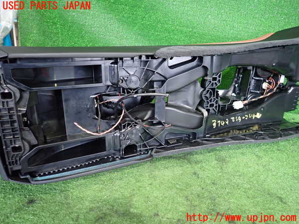 2UPJ-9237497540]BMW 523d(FW20)センターコンソール 中古 (F10)_5