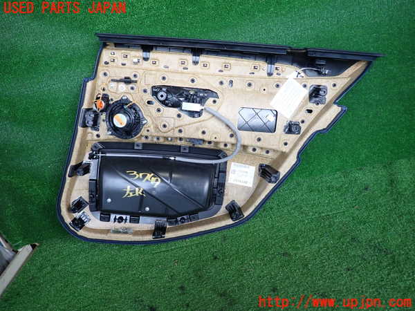 2UPJ-9237491324]BMW 523d(FW20)左後ドア内張り 中古 (F10)_2