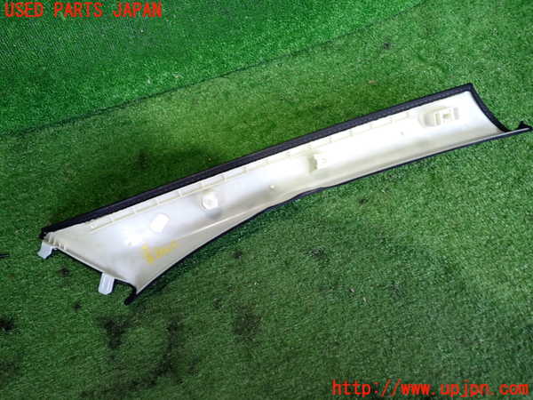 2UPJ-9237497660]BMW 523d(FW20)左フロントピラートリム 中古 (F10)_2