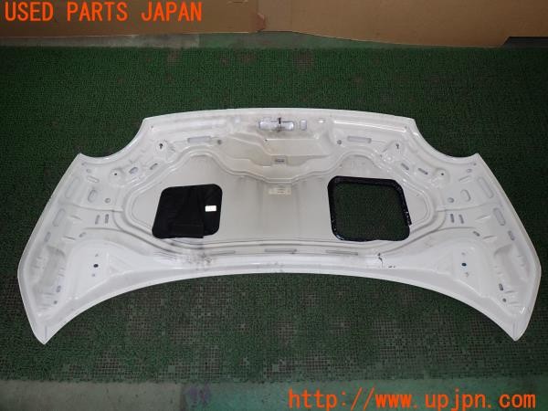 3UPJ=9237500051]アバルト 595 コンペティツィオーネ(312142)ABARTH TROFEO ボンネット Assetto Corse Trofeo 流用品? 中古_4