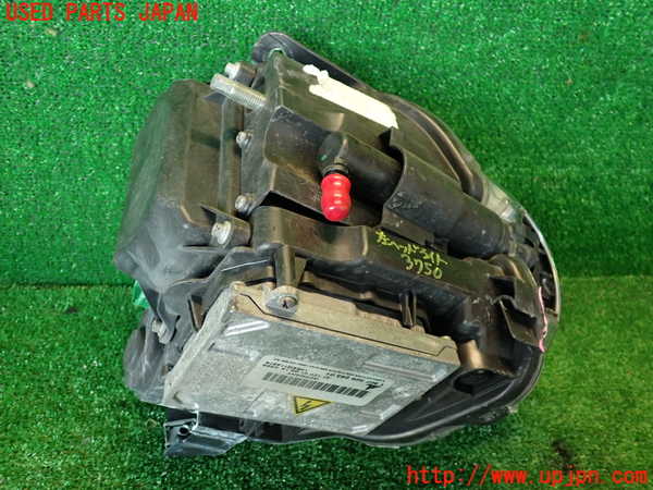 2UPJ-9237501132]アバルト・595(312142)左ヘッドライト HID 中古_2