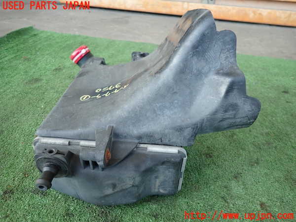 2UPJ-9237502451]アバルト・595(312142)インタークーラー1(右側) 中古_5