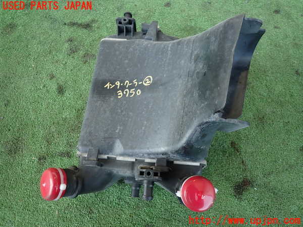 2UPJ-9237502452]アバルト・595(312142)インタークーラー2(左側) 中古_3