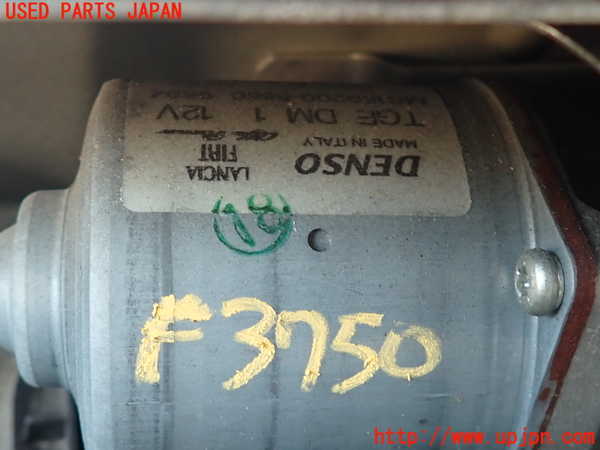 2UPJ-9237506770]アバルト・595(312142)フロントワイパーモーター 中古_2