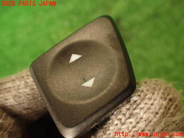 2UPJ-9237506240]アバルト・595(312142)右パワーウィンドウスイッチ 中古_2