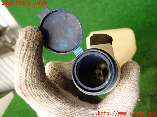 2UPJ-9237506792]アバルト・595(312142)ウォッシャータンク2 中古_4