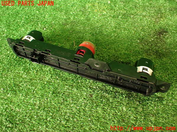 2UPJ-9237506290]アバルト・595(312142)ハザードスイッチ 中古_4