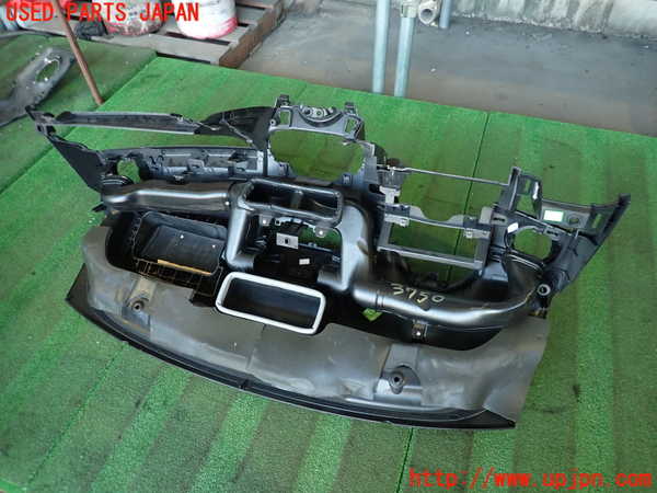 2UPJ-9237507505]アバルト・595(312142)ダッシュボード 中古_5