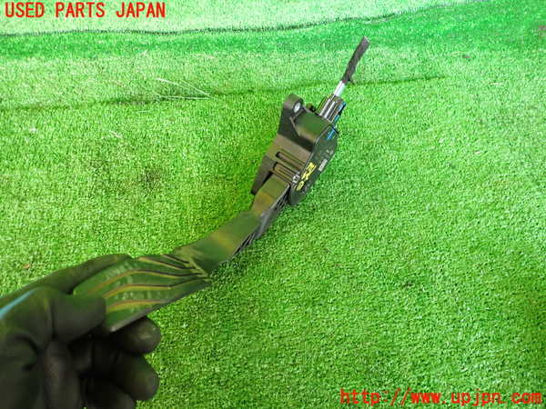 2UPJ-9237516381]ルノー・カングー(KFKH5H)センサー1 中古_2