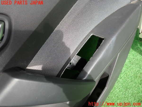 2UPJ-9237511234]ルノー・カングー(KFKH5H)右前ドア内張り (ジャンク品) 中古_2