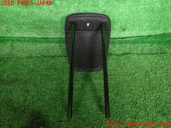 2UPJ-9237517150]ルノー・カングー(KFKH5H)右2列目ヘッドレスト 中古_2