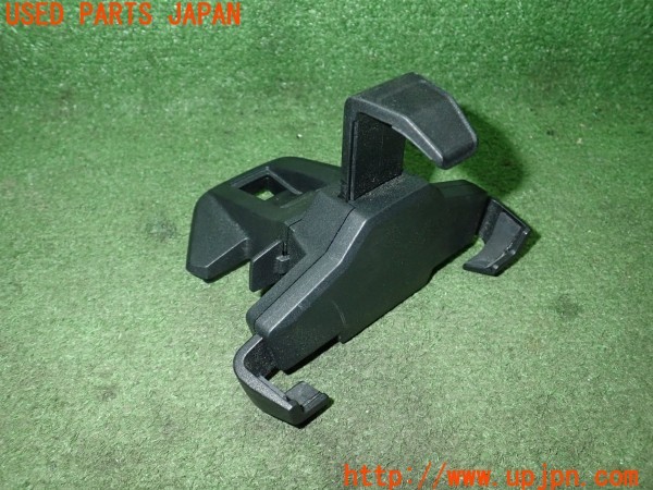 3UPJ=9237520631]VW up! GTI(AADKR)純正 1S0035936C スマホホルダー スマホスタンド 中古_2