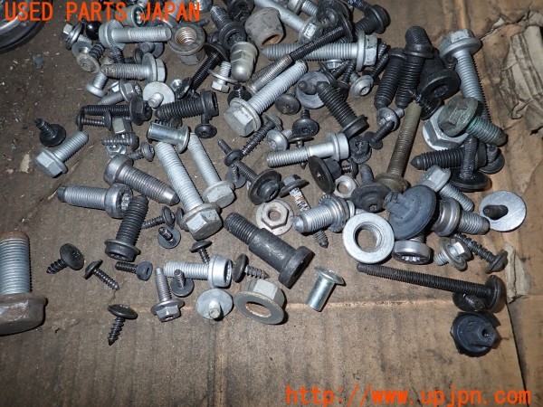 3UPJ=9237520720]VW up! GTI(AADKR)ネジ・ナット・ステー類 セット ジャンク_5