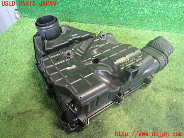 2UPJ-9237522560]VW up! GTI(アップ GTI)(AADKR)エアクリーナーボックス 中古_2