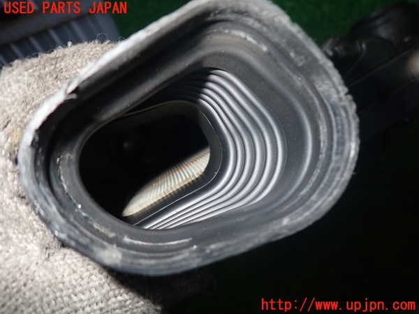 2UPJ-9237522560]VW up! GTI(アップ GTI)(AADKR)エアクリーナーボックス 中古_3