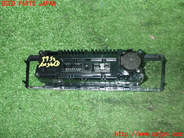 2UPJ-9237526066]VW up! GTI(アップ GTI)(AADKR)エアコンスイッチ1 中古_2