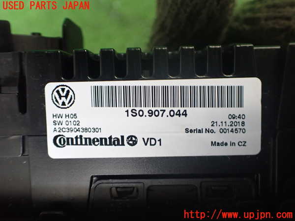 2UPJ-9237526066]VW up! GTI(アップ GTI)(AADKR)エアコンスイッチ1 中古_3