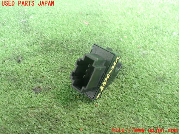 2UPJ-9237526245]VW up! GTI(アップ GTI)(AADKR)左前パワーウィンドウスイッチ 中古_2