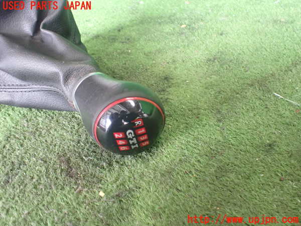 2UPJ-9237527570]VW up! GTI(アップ GTI)(AADKR)シフトノブ 中古_4