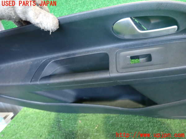2UPJ-9237521264]VW up! GTI(アップ GTI)(AADKR)左前ドア内張り 中古_2