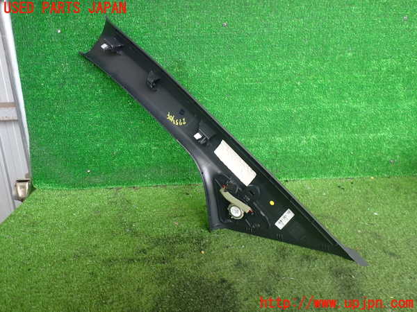 2UPJ-9237527655]VW up! GTI(アップ GTI)(AADKR)右フロントピラートリム 中古_2