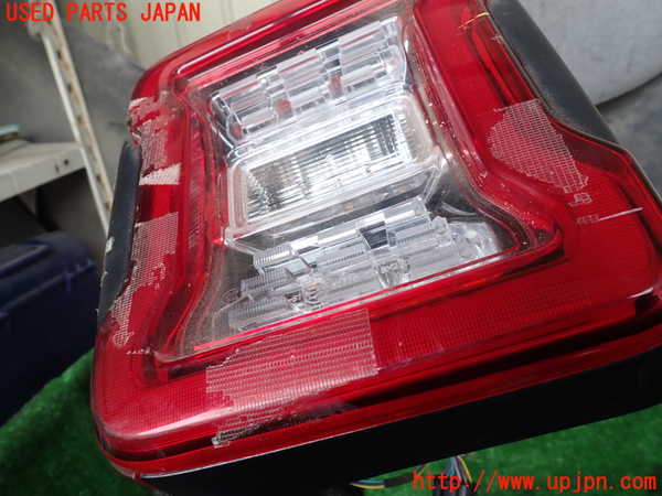 1UPJ-9237531536]ジープ・ラングラー アンリミテッド(JL20L)左テールランプ 中古_2