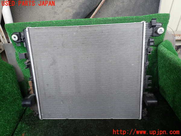 1UPJ-9237532321]ジープ・ラングラー アンリミテッド(JL20L)ラジエーター1(メイン) 中古_2