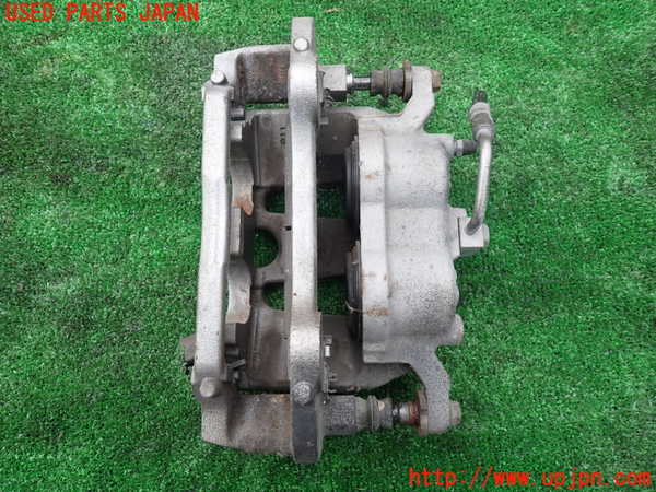 1UPJ-9237534080]ジープ・ラングラー アンリミテッド(JL20L)右フロントキャリパー 中古_2