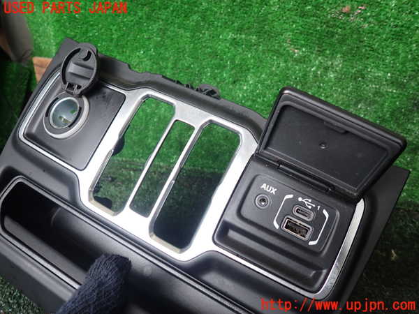 1UPJ-9237537841]ジープ・ラングラー アンリミテッド(JL20L)小物入れ1 中古_2