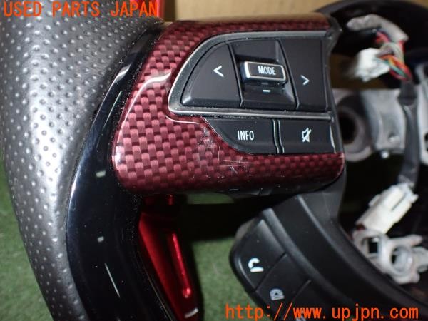 3UPJ=9237540617]スイフト スポーツ(ZC33S 2型)純正 ステアリング 社外 カバー付き 中古_3