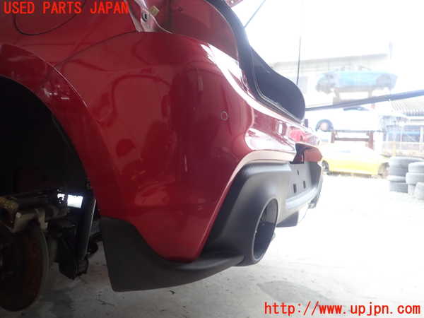 1UPJ-9237541610]スイフトスポーツ(ZC33S)リアバンパー 中古_3