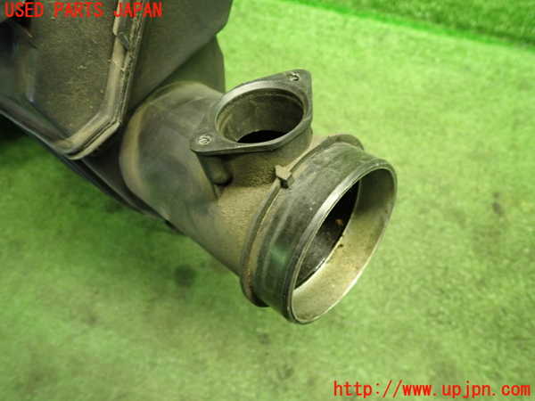 1UPJ-9237552560]ポルシェ・ボクスター(98667)エアクリーナーボックス 中古_4