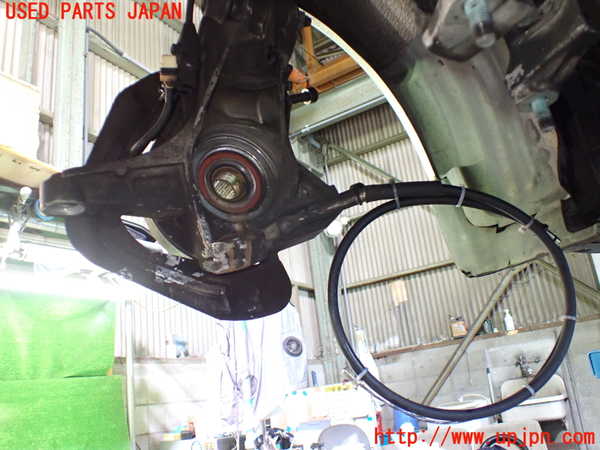 1UPJ-9237554305]ポルシェ・ボクスター(98667)左リアナックルハブ 中古_2