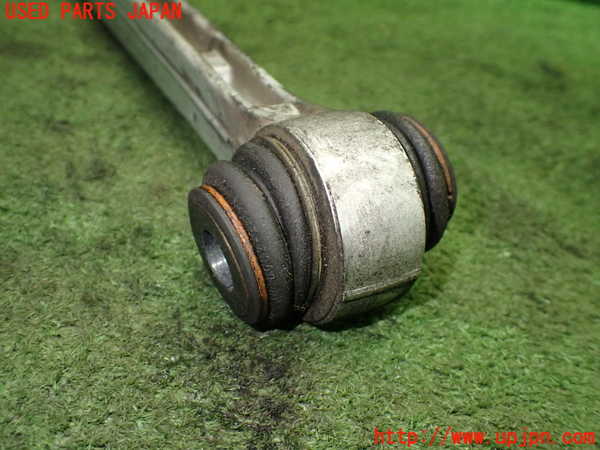 1UPJ-9237555330]ポルシェ・ボクスター(98667)左リアテンションロッド 中古_3