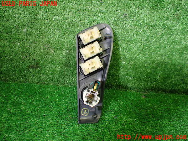 1UPJ-9237556307]ポルシェ・ボクスター(98667)スイッチ2(ロック デフロスター 幌操作) 中古_2