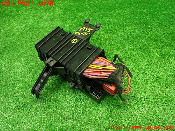 1UPJ-9237556741]ポルシェ・ボクスター(98667)ヒューズボックス1(室内運転席側) 中古_2
