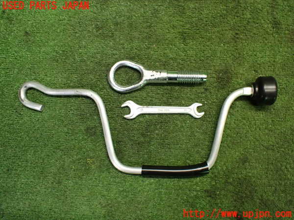 1UPJ-9237557805]ポルシェ・ボクスター(98667)車載工具 中古_3