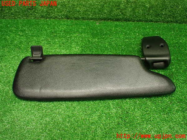 1UPJ-9237557630]ポルシェ・ボクスター(98667)室内サンバイザー左側 中古_2